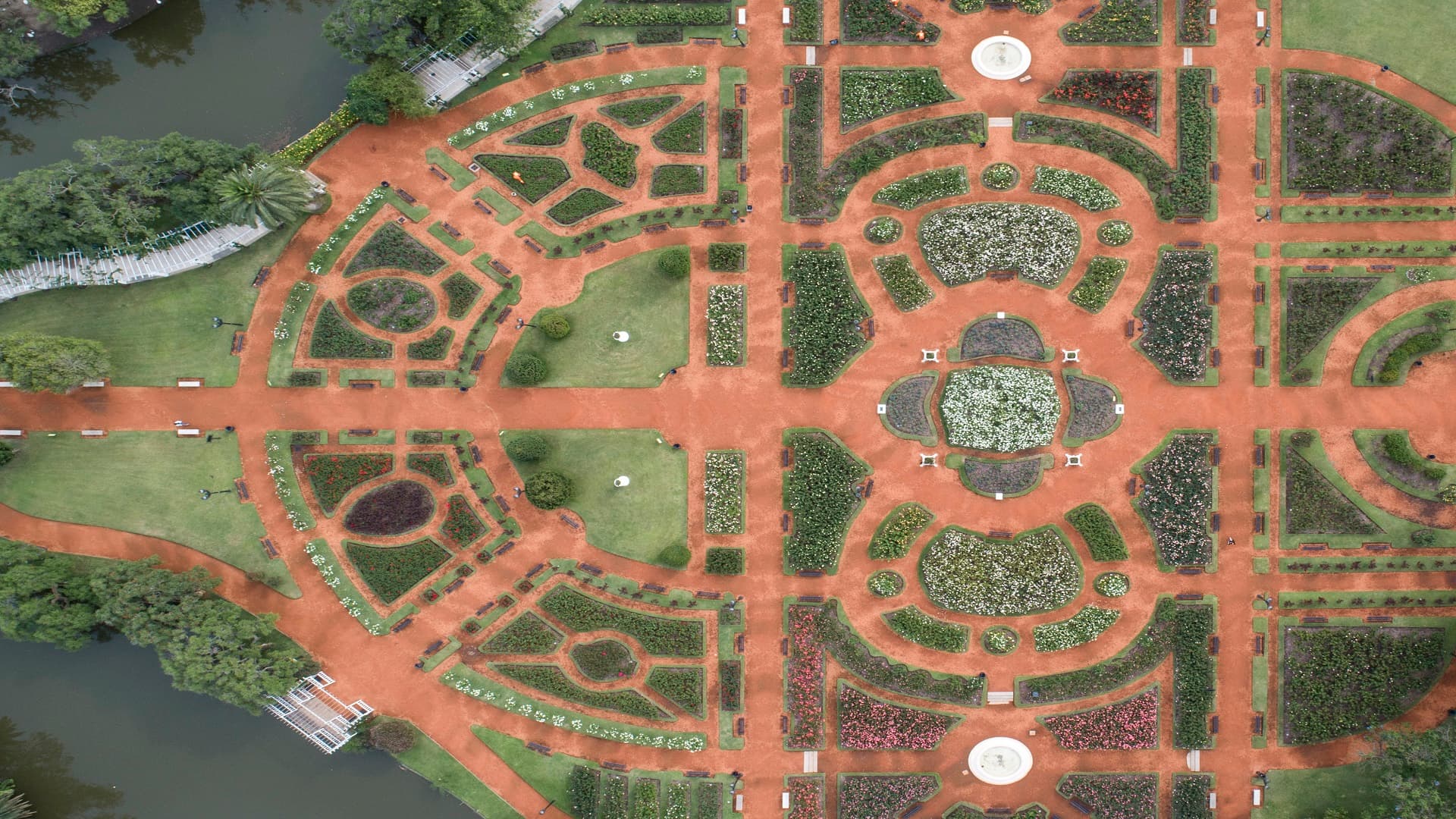 Buenos Aires — Still & Trail